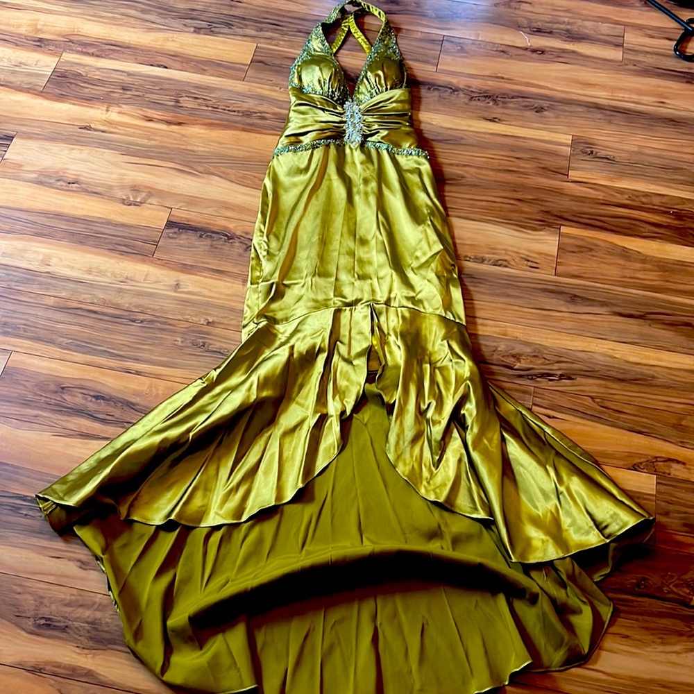 Riva Designs prom dress